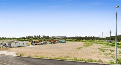 Click to view all images 9 Harris Road Pinkenba QLD 4008 - Image 2