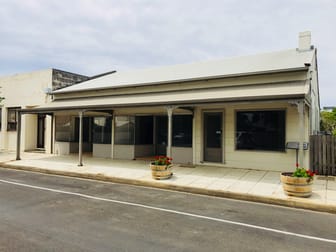 48 Riddoch St Penola SA 5277 - Image 1