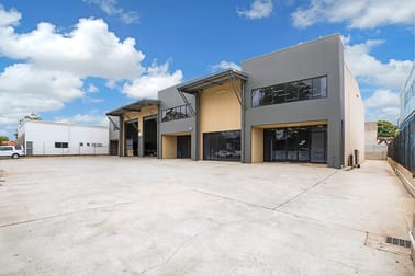 Click to view all images 7 Neon Street Sumner QLD 4074 - Image 3