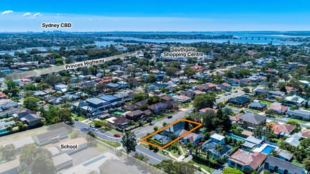 10 Lisbon Street Sylvania NSW 2224 - Image 2