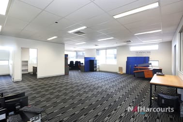 4/205 Leitchs Road Brendale QLD 4500 - Image 1