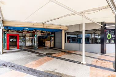 16 & 17/15 Victoria Avenue Broadbeach QLD 4218 - Image 2