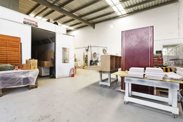 Unit 4/30 - 32 Currumbin Creek Road Currumbin Waters QLD 4223 - Image 3
