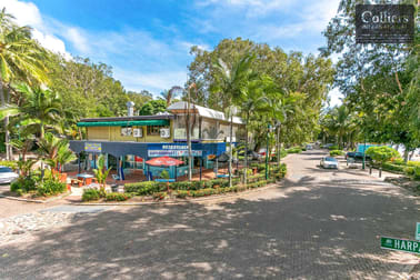 73 Williams Esplanade Palm Cove QLD 4879 - Image 3