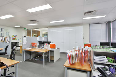 1/303 MAROONDAH HWY Ringwood VIC 3134 - Image 3