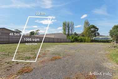 8 Oaklands Avenue Ferntree Gully VIC 3156 - Image 1