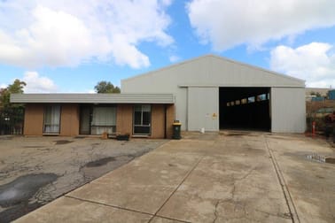 8 Cooroora Crescent Lonsdale SA 5160 - Image 2
