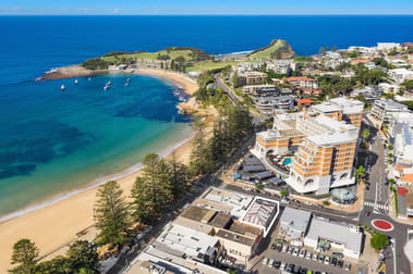 Click to view all images 1 Kurrawyba Avenue Terrigal NSW 2260 - Image 2