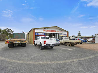 44-46 Princes Highway Sale VIC 3850 - Image 1