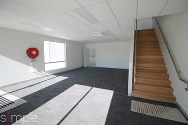 1/12 Palomo Drive Cranbourne West VIC 3977 - Image 2