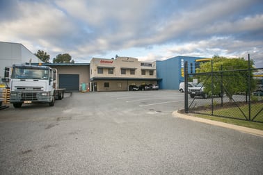 7 Tacoma Circuit Canning Vale WA 6155 - Image 3