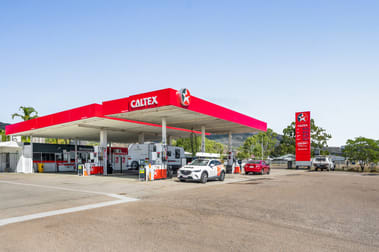 8 University Drive Townsville City QLD 4810 - Image 1