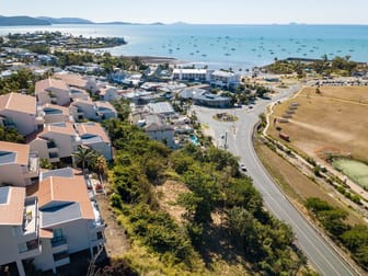 414-418 Shute Harbour Road Airlie Beach QLD 4802 - Image 3