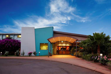 SEASONS HOTEL NEWMAN/77 Newman Drive Newman WA 6753 - Image 1