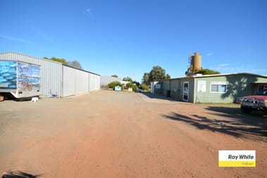 24 Sutherland Street Kalbarri WA 6536 - Image 1