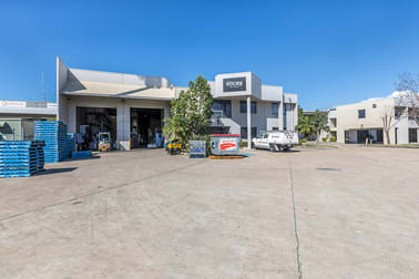 48 Eagleview Place Eagle Farm QLD 4009 - Image 2