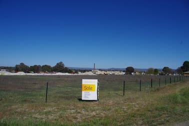 19 Nangar Street Cowra NSW 2794 - Image 1