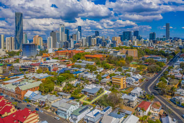 73 Kennigo Street Spring Hill QLD 4000 - Image 2