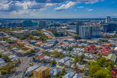 73 Kennigo Street Spring Hill QLD 4000 - Image 3