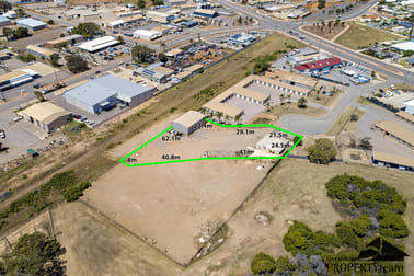 12 Selby Place Webberton WA 6530 - Image 2