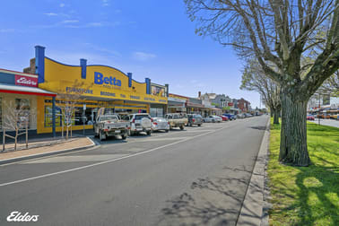 262 COMMERCIAL ROAD Yarram VIC 3971 - Image 2