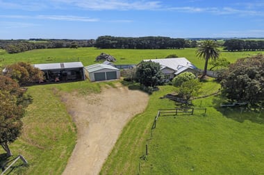 Click to view all images 87 Russell Street Dennington VIC 3280 - Image 2