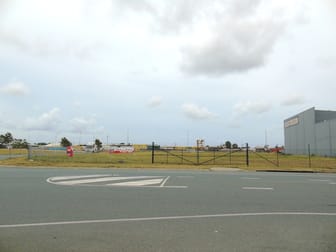 2 Kumar Close Paget QLD 4740 - Image 1