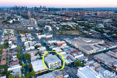 2/11 Leeds Street Footscray VIC 3011 - Image 3