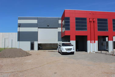 19 Apex Drive Truganina VIC 3029 - Image 2