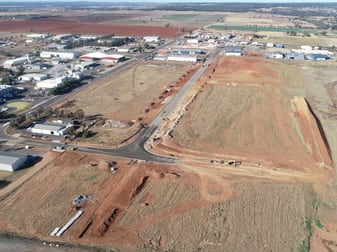 17 McGuinn Crescent Dubbo NSW 2830 - Image 2