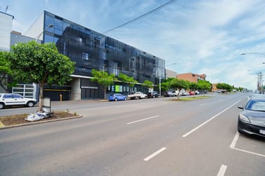 13/204 Dryburgh Street North Melbourne VIC 3051 - Image 1