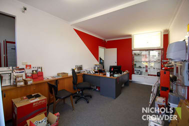 1/19 Bennetts Road Mornington VIC 3931 - Image 3
