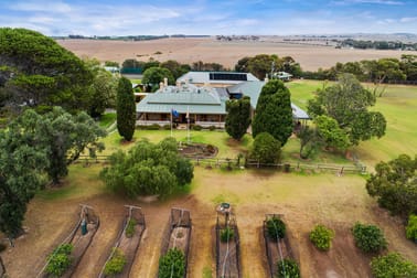 32 Dunreath Road Strathalbyn SA 5255 - Image 3