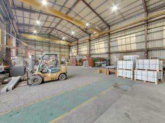 Click to view all images 3-7 Enterprise Street Boyne Island QLD 4680 - Image 3