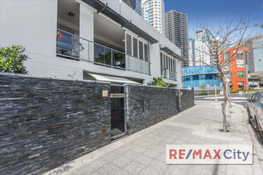 3/22 Barry Parade Fortitude Valley QLD 4006 - Image 3