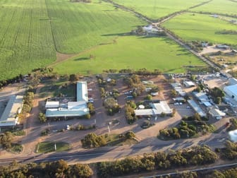 72-80 Eyre Highway Wudinna SA 5652 - Image 1