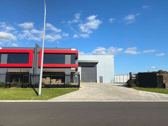 32 Atlantic Drive Keysborough VIC 3173 - Image 1