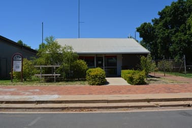 133 Oak Street Barcaldine QLD 4725 - Image 1