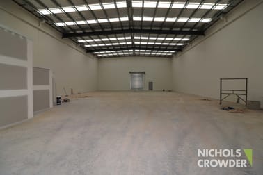 Click to view all images 21 Cedebe Place Carrum Downs VIC 3201 - Image 2