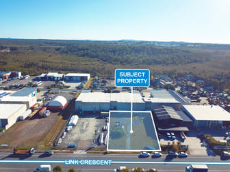 Click to view all images 27 Link Crescent Coolum Beach QLD 4573 - Image 1