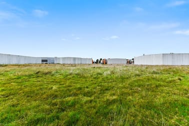 4 & 6 Capital Avenue Pakenham VIC 3810 - Image 2