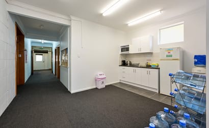 60 Playford Avenue Whyalla SA 5600 - Image 2
