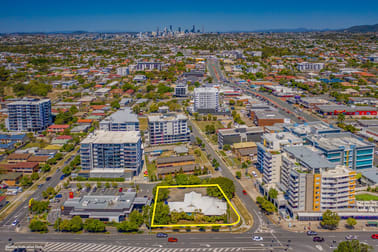 8 Thomas Street (386 Hamilton Road) Chermside QLD 4032 - Image 1