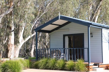 20-24 Davidson Street Deniliquin NSW 2710 - Image 2