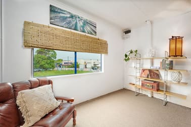 2/8 Wollongbar Street Byron Bay NSW 2481 - Image 3