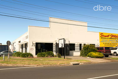 74 Cochranes Road Moorabbin VIC 3189 - Image 3