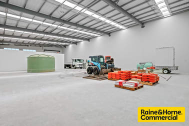 3/225 Leitchs Road Brendale QLD 4500 - Image 1