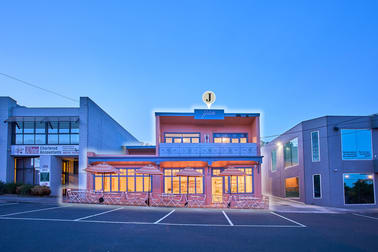 Click to view all images 182 Mount Dandenong Road Ringwood East VIC 3135 - Image 2