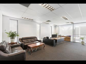 Unit 4/4 - 484 Graham St Port Melbourne VIC 3207 - Image 2
