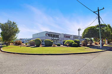 Unit 2, 14 - 16 Bannick Court Canning Vale WA 6155 - Image 3